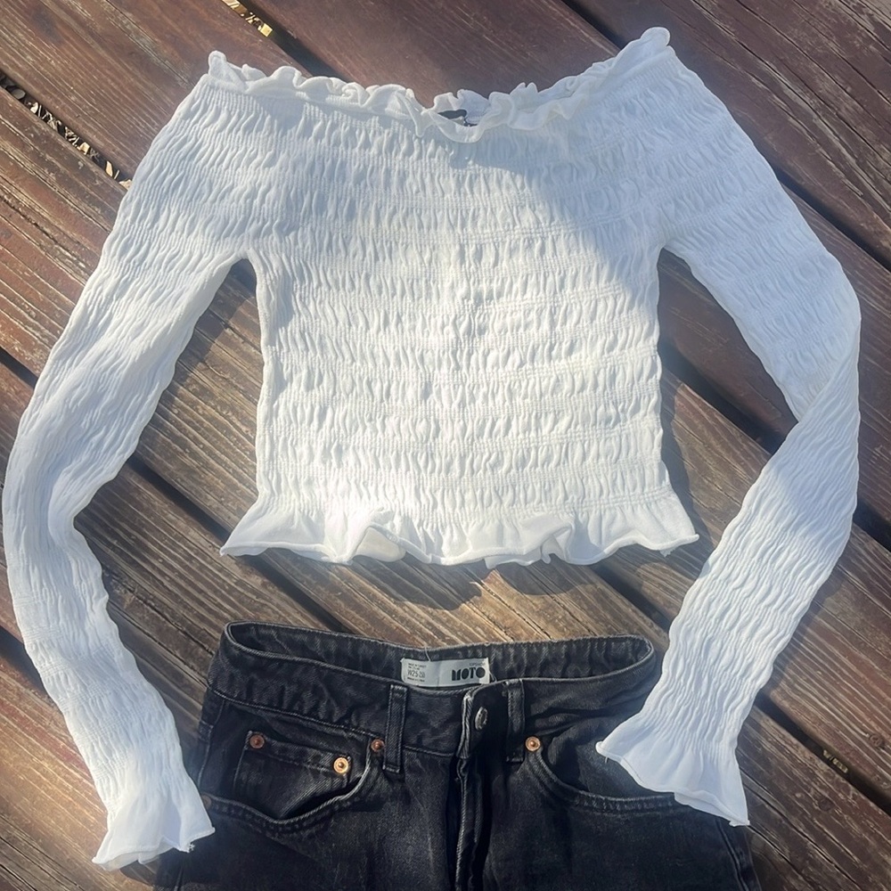 Zara White Ruched Cropped Off-Shoulder Long-Sleeved Top